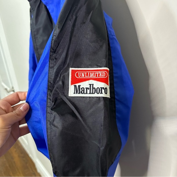 NWT Marlboro Vintage 90's Unlimited Marlboro Windbreaker Rain-jacket Large ** - Picture 5 of 14